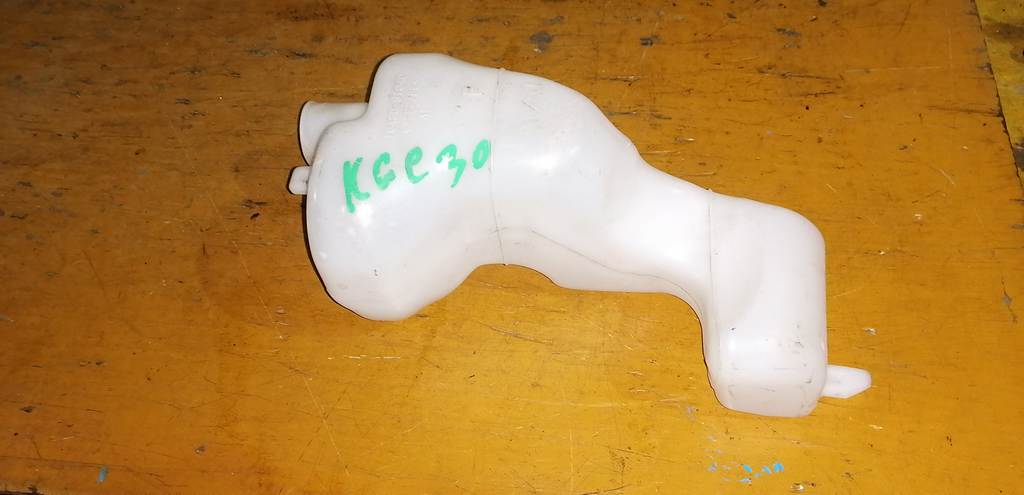 бачок расширительный Toyota Passo 0