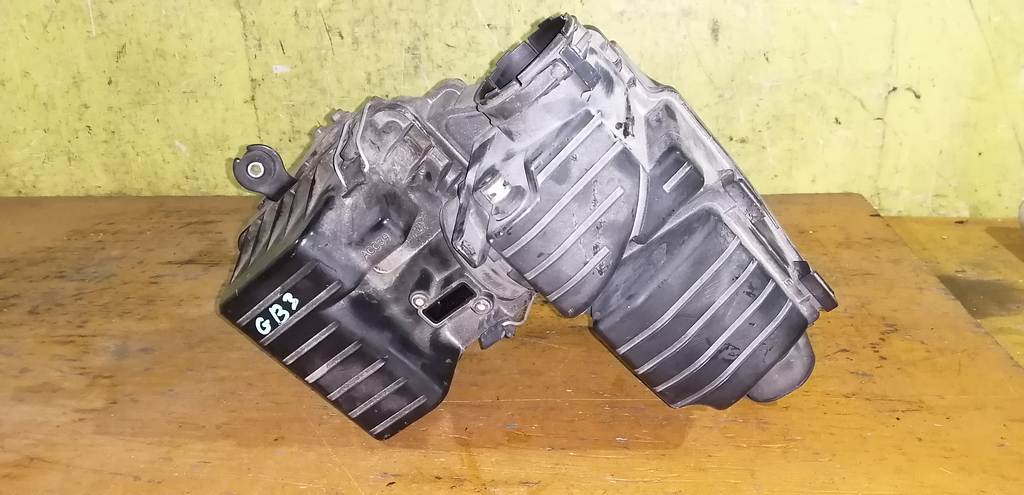 корпус воздушного фильтра Honda Freed 0