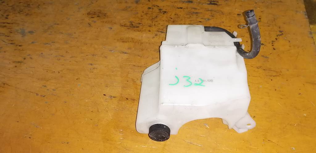 бачок расширительный Nissan Teana 0