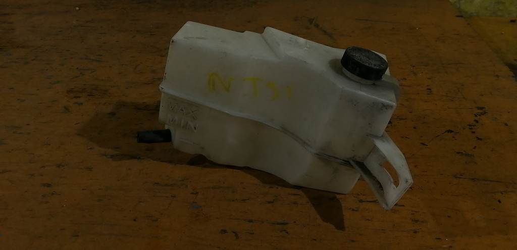 бачок расширительный Nissan X-Trail 0