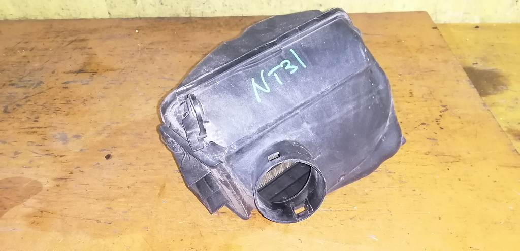 корпус воздушного фильтра Nissan X-Trail 0