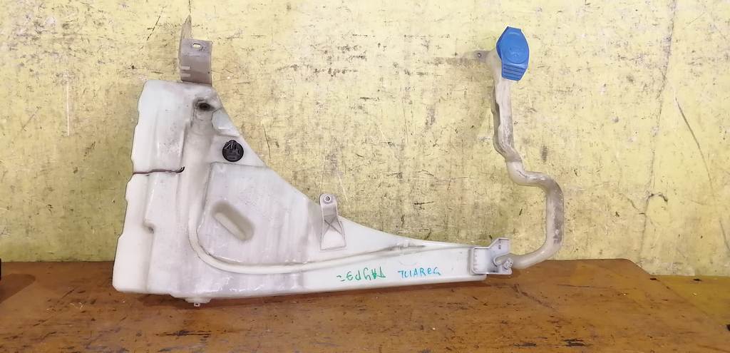 бачок омывателя Volkswagen Touareg 0