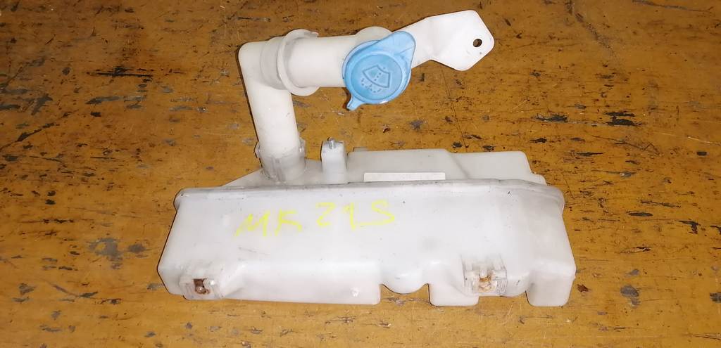 бачок омывателя Suzuki Palette 0