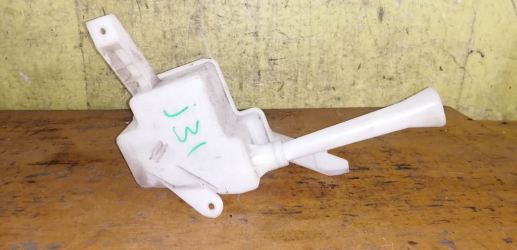 бачок омывателя Nissan Teana 0