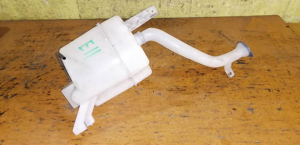 бачок омывателя Nissan Note 0