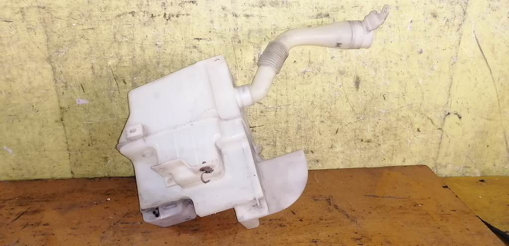 бачок омывателя Subaru Forester 3