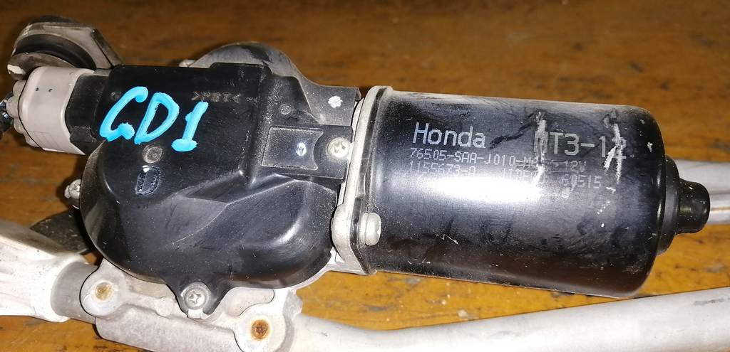 FIT GD1 ТРАПЕЦИЯ+МОТОР ДВОРНИКА ДЕФЕКТ Honda Fit 1