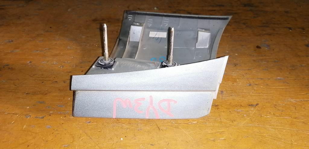 DEMIO DY3W ПЛАНКА ПОД СТОП ЗАДНЯЯ ПРАВАЯ Mazda Demio 1