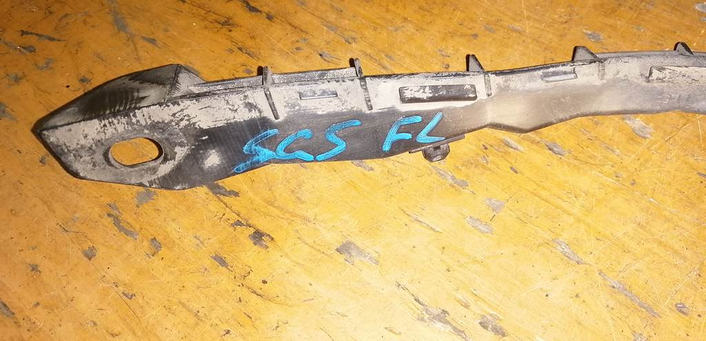 FORESTER SG5 КРЕПЕЖ БАМПЕРА ПЕРЕДНИЙ ЛЕВЫЙ ДЕФЕКТ Subaru Forester 1