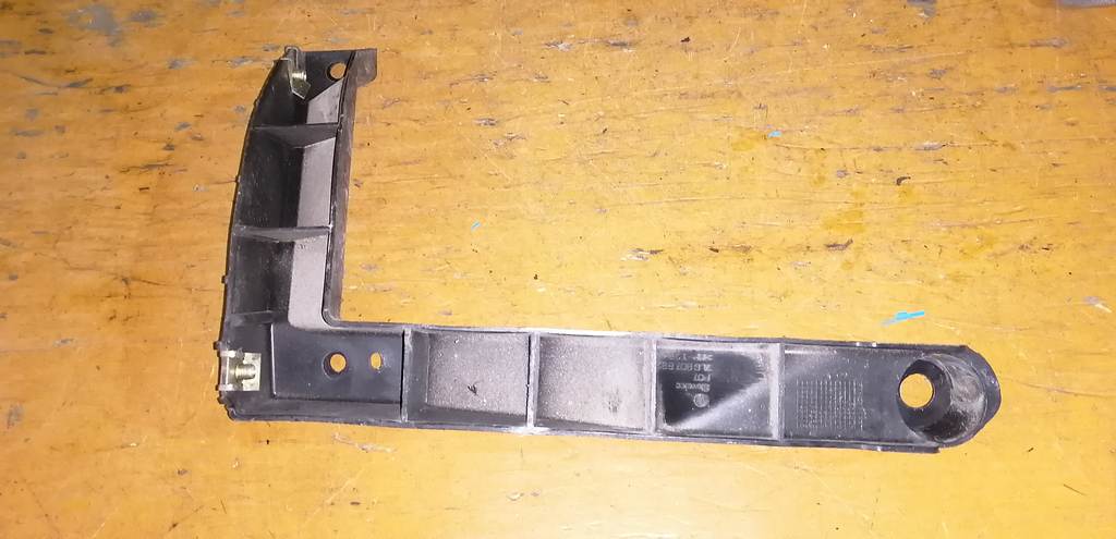 TOUAREG 7L7 КРЕПЕЖ БАМПЕРА ЗАДНИЙ ПРАВЫЙ 1 Volkswagen Touareg 1