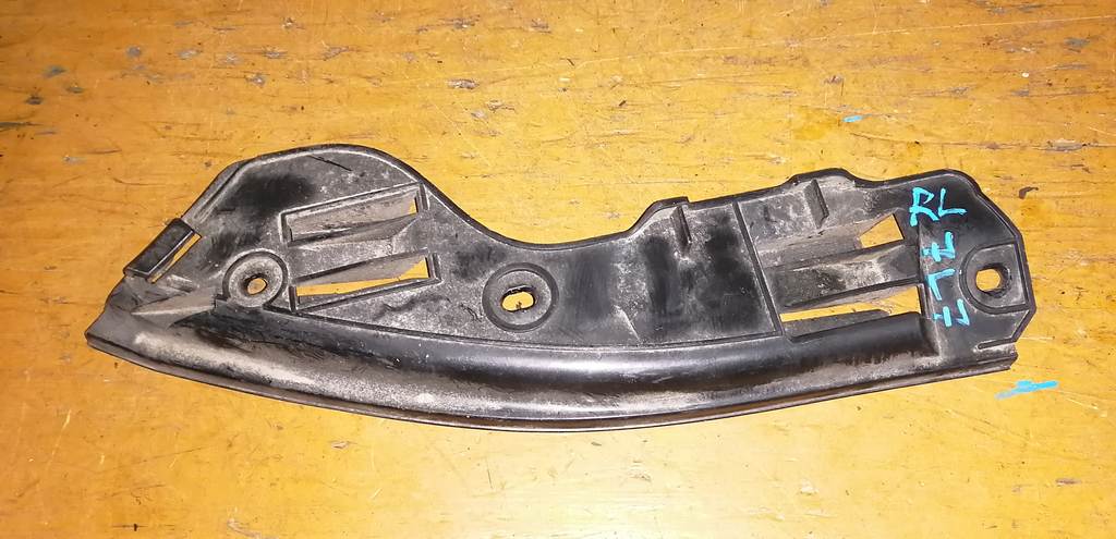 крепеж бампера Volkswagen Touareg 0