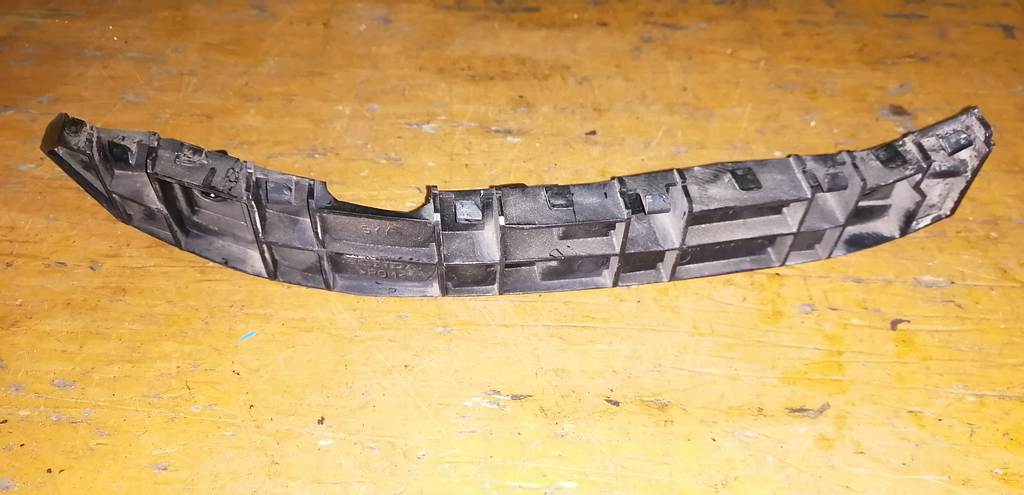 FREED GB3 КРЕПЕЖ БАМПЕРА ЗАДНИЙ ПРАВЫЙ Honda Freed 1