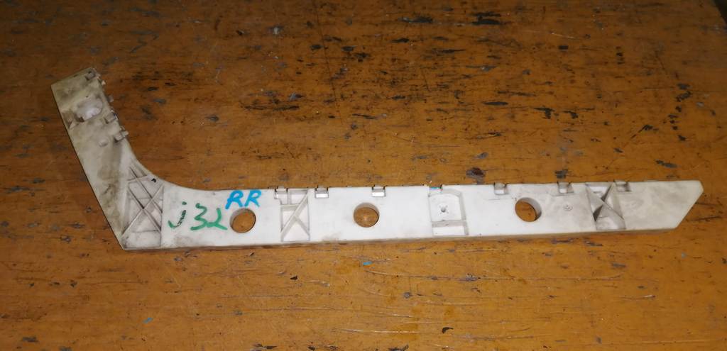 крепеж бампера Nissan Teana 0