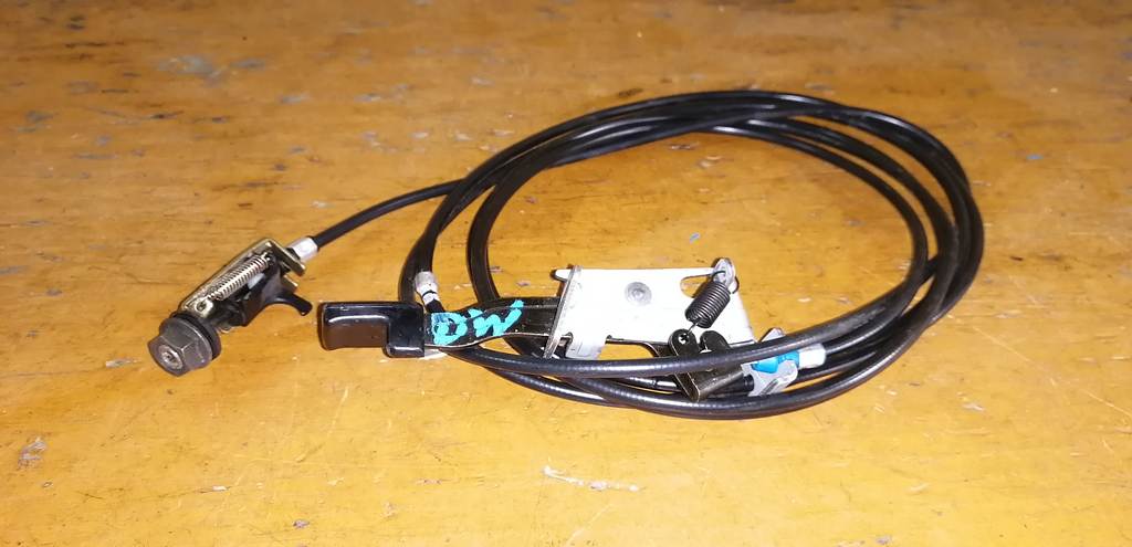 тросик лючка бака Mazda Demio 0