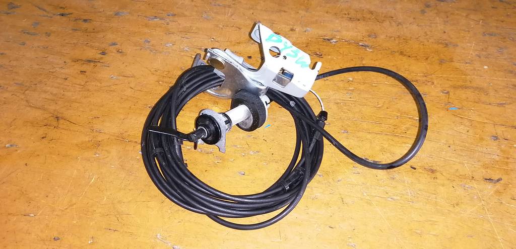 тросик лючка бака Mazda Demio 0