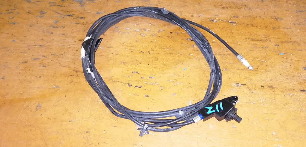 тросик лючка бака Nissan Cube 0