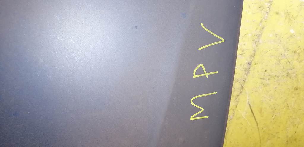 MPV LW5W КАПОТ ДЕФЕКТ Mazda MPV 1