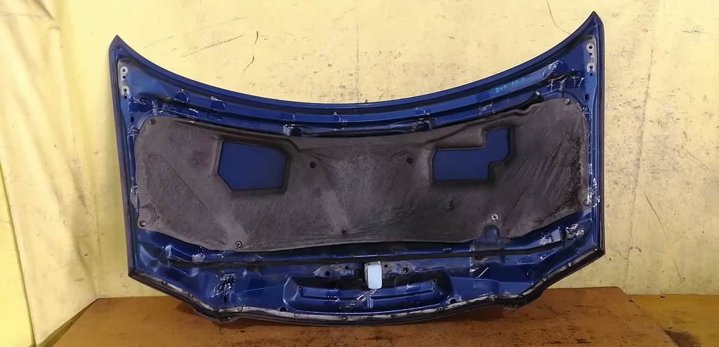 MPV LW5W КАПОТ ДЕФЕКТ Mazda MPV 4