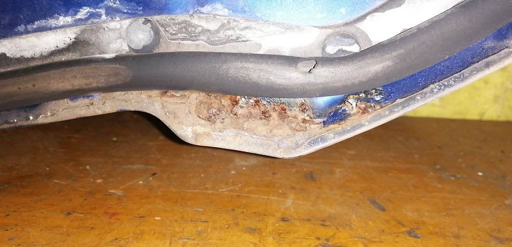 Кузов Mazda MPV 5