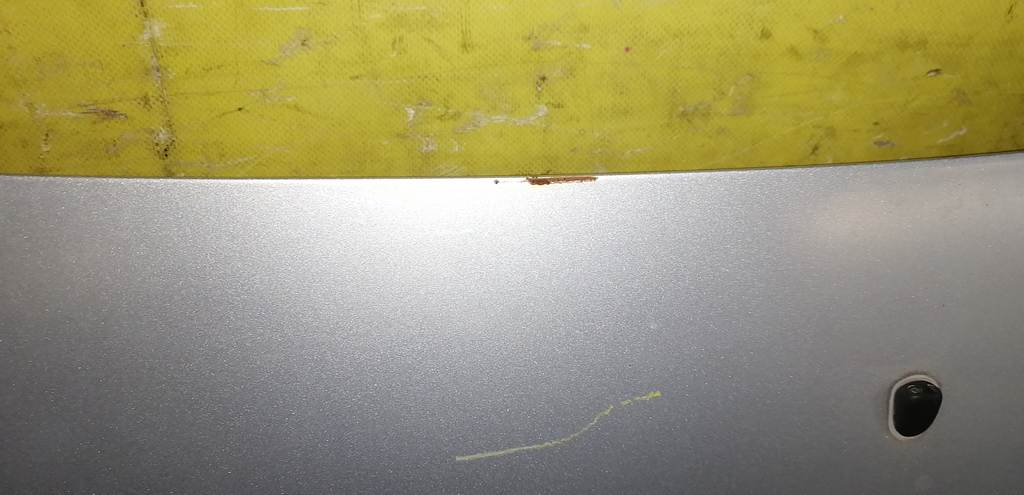 капот Mazda Demio 3