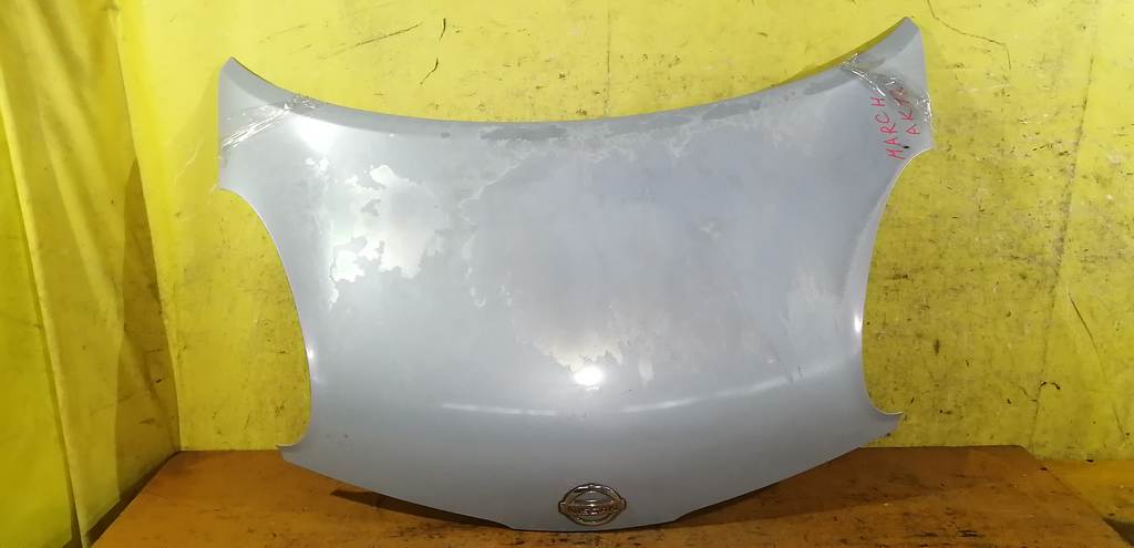 капот Nissan March 0