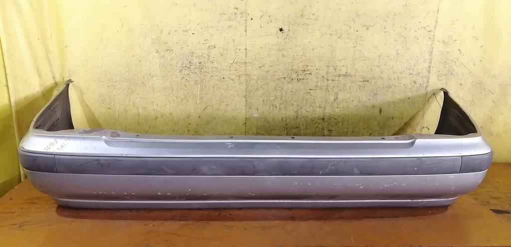 бампер Nissan Sunny 0