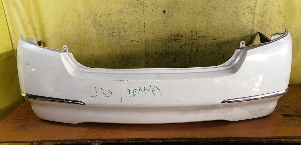 бампер Nissan Teana 0