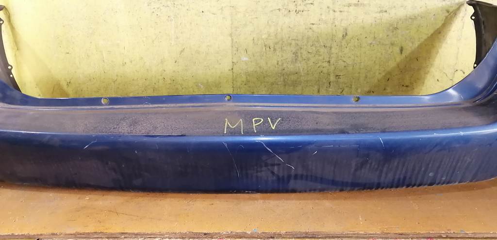 бампер Mazda MPV 3