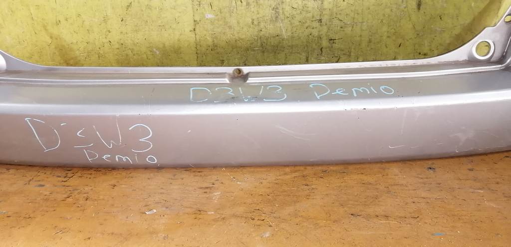 Кузов Mazda Demio 2