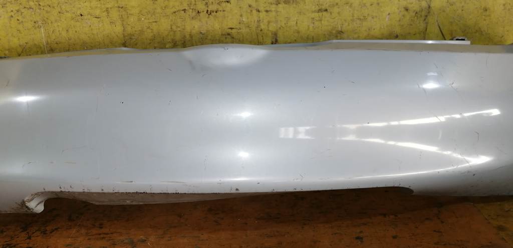 бампер Nissan March 3