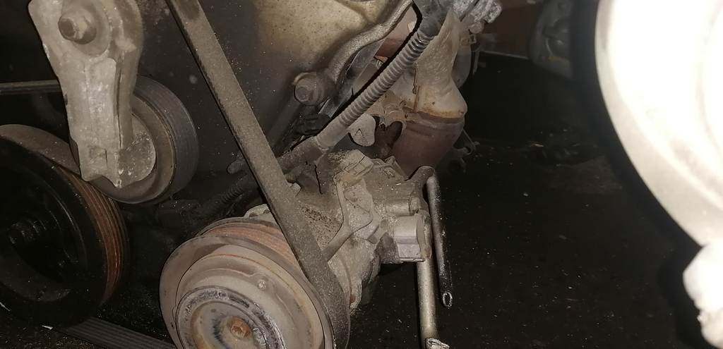 GYDE №318927 ДВИГАТЕЛЬ, ЦЕНА БЕЗ НАВЕСНОГО, 4WD Mazda MPV 4