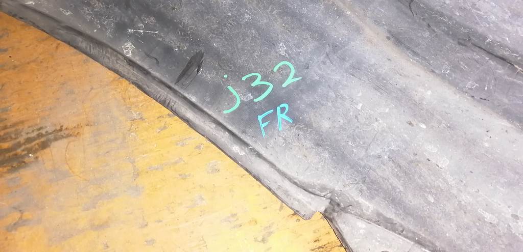 TEANA J32 ПОДКРЫЛОК ПЕРЕДНИЙ ПРАВЫЙ Nissan Teana 1