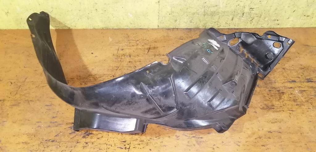 подкрылок Honda Fit 0