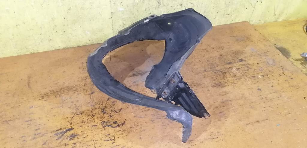 Кузов Toyota Vitz 2