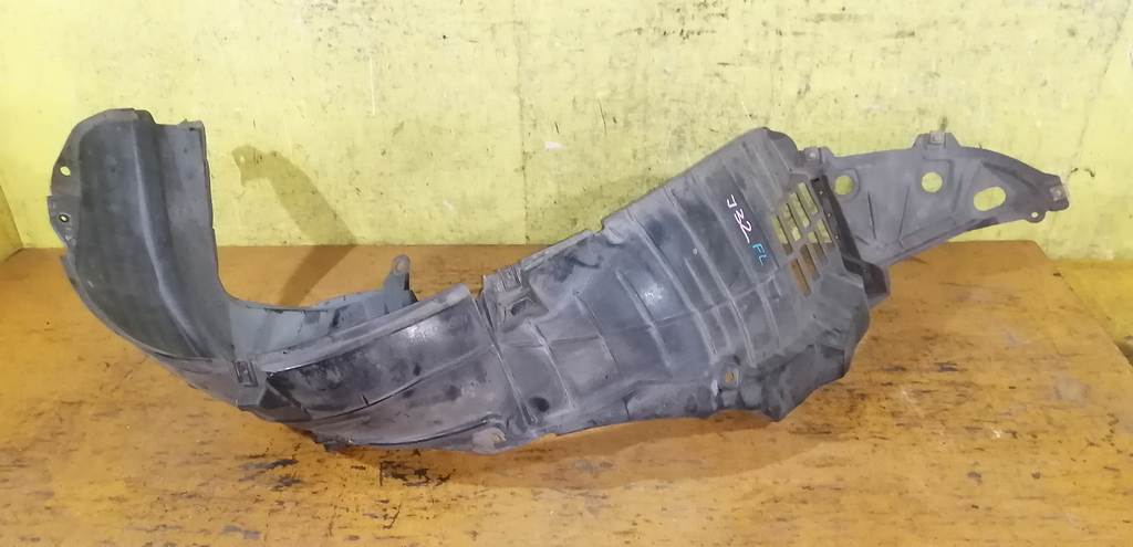 подкрылок Nissan Teana 0