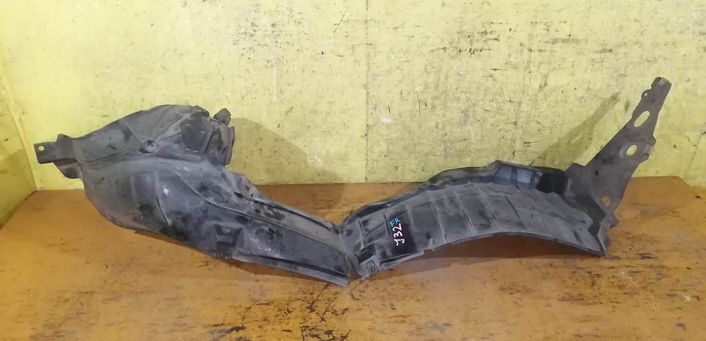 подкрылок Nissan Teana 0