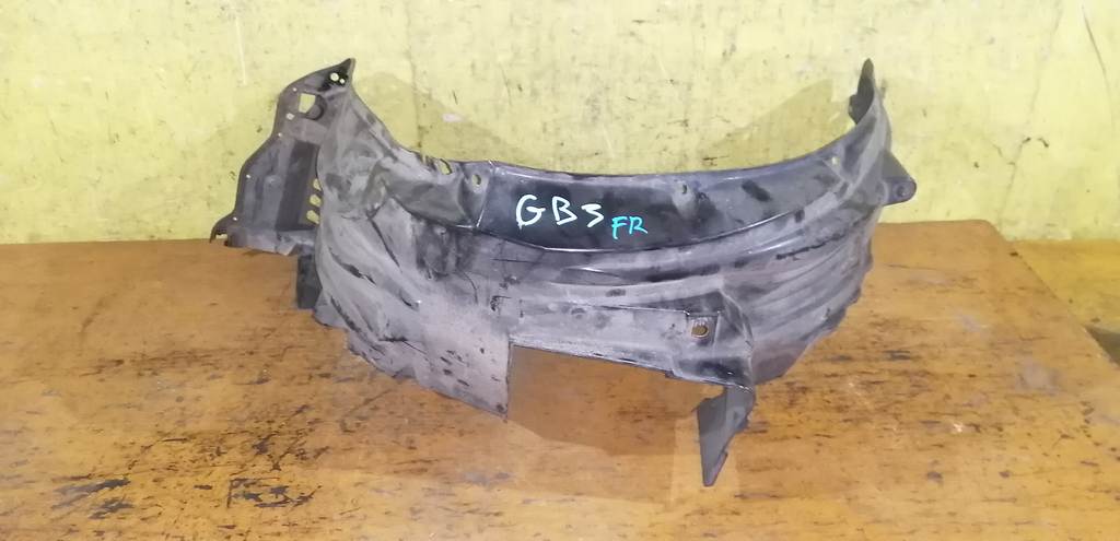 подкрылок Honda Freed 0