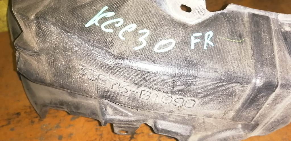 PASSO KGC30 ПОДКРЫЛОК ПЕРЕДНИЙ ПРАВЫЙ Toyota Passo 1