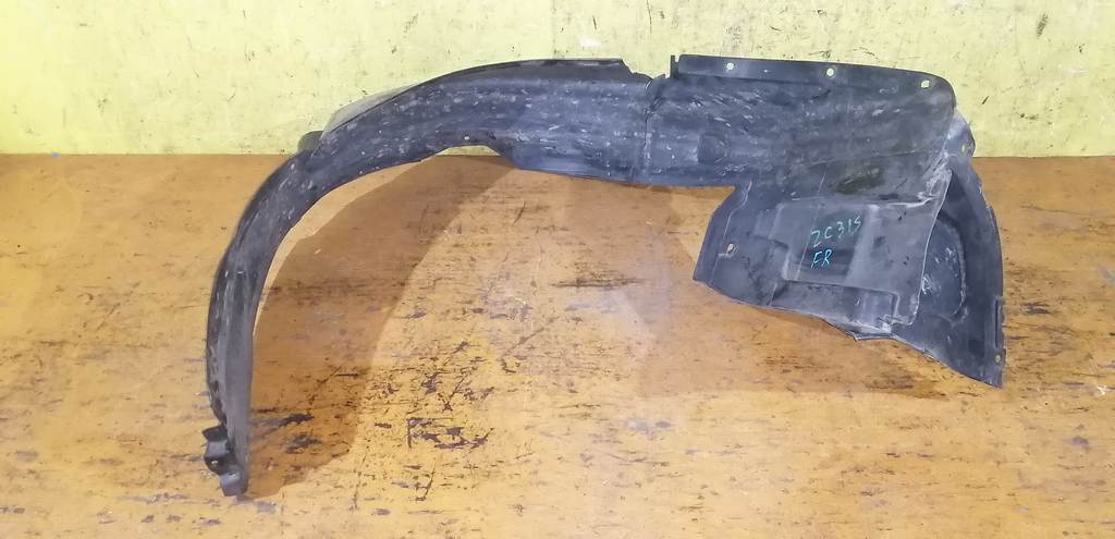 подкрылок Suzuki Swift 0