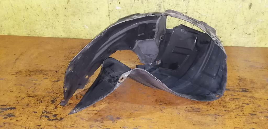 Кузов Mazda Demio 2