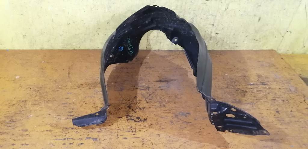 подкрылок Toyota Vitz 0