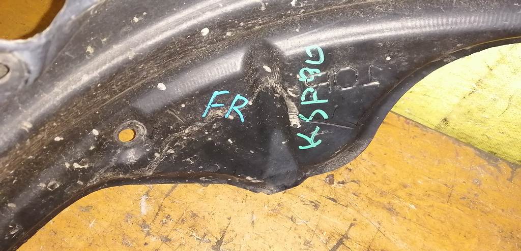 VITZ KSP90 ПОДКРЫЛОК ПЕРЕДНИЙ ПРАВЫЙ Toyota Vitz 1