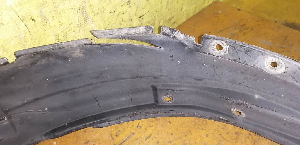 подкрылок Subaru Forester 3