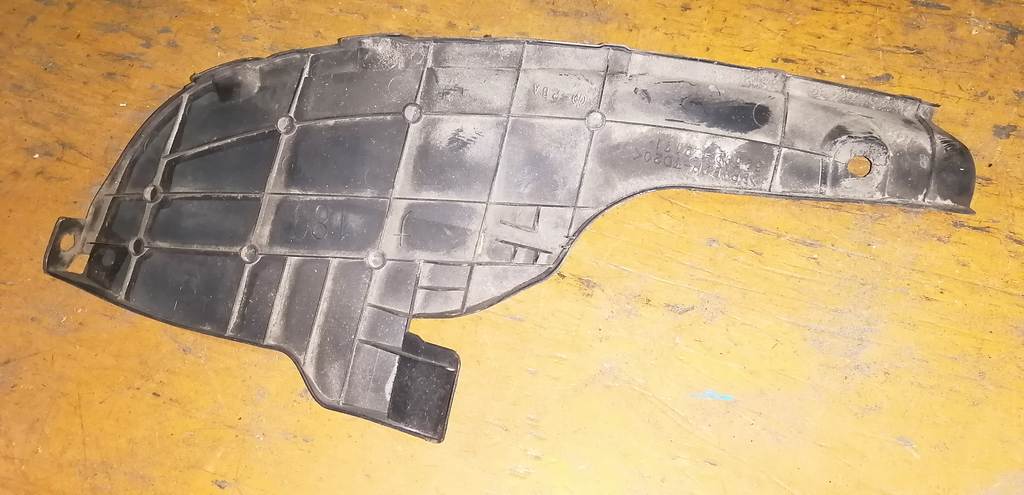 VITZ KSP90 ПОДКРЫЛОК ЗАДНИЙ ЛЕВЫЙ Toyota Vitz 1