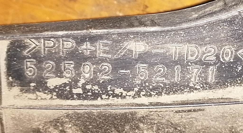 Кузов Toyota Vitz 2