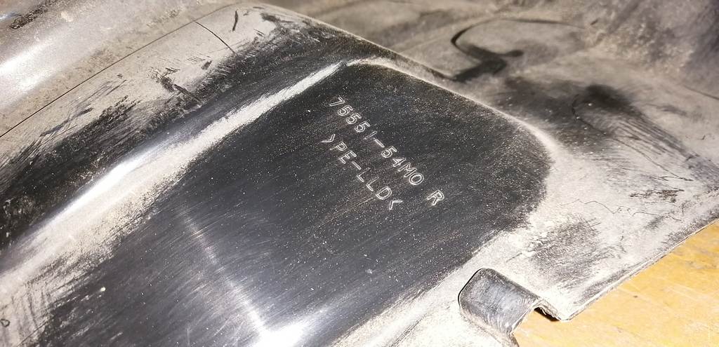 SOLIO MA15S ПОДКРЫЛОК ЗАДНИЙ ПРАВЫЙ Suzuki Solio 1