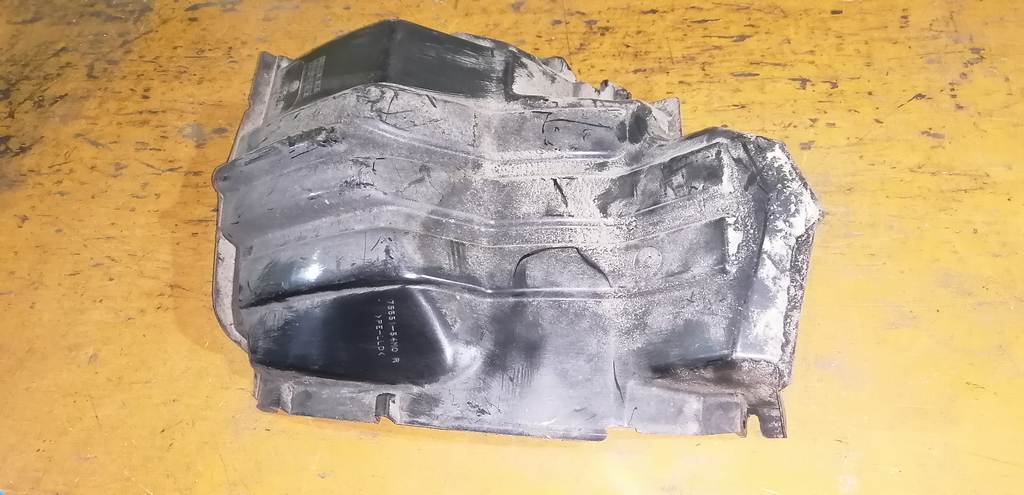 Кузов Suzuki Solio 2