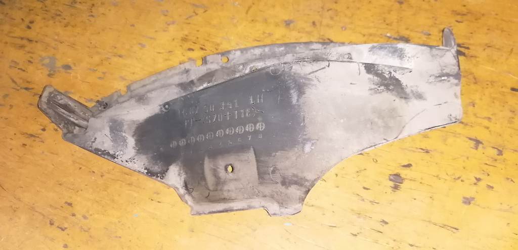 Кузов Mazda MPV 2