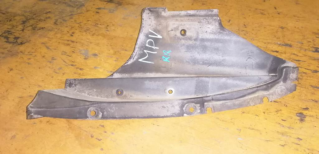 подкрылок Mazda MPV 0