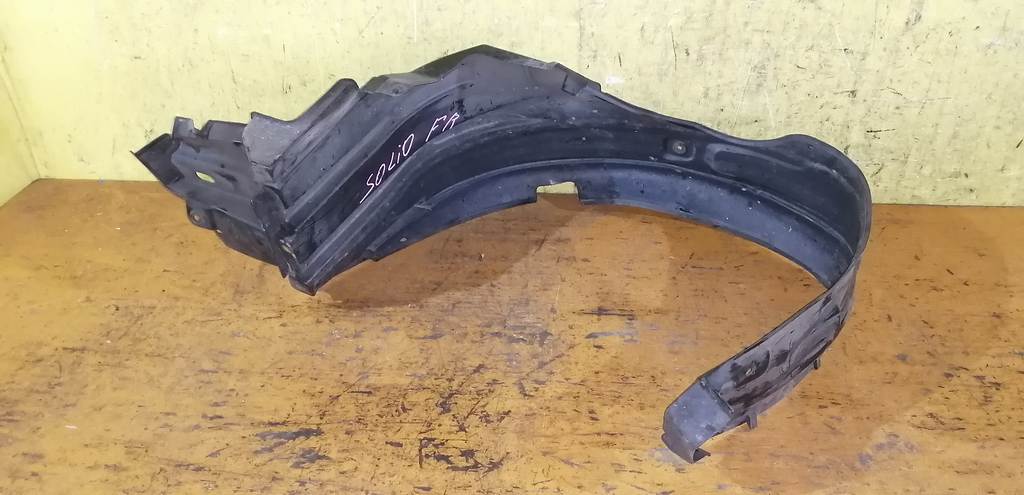 подкрылок Suzuki Solio 0